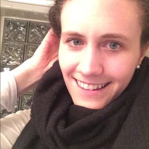 Meet your Posher, Christina